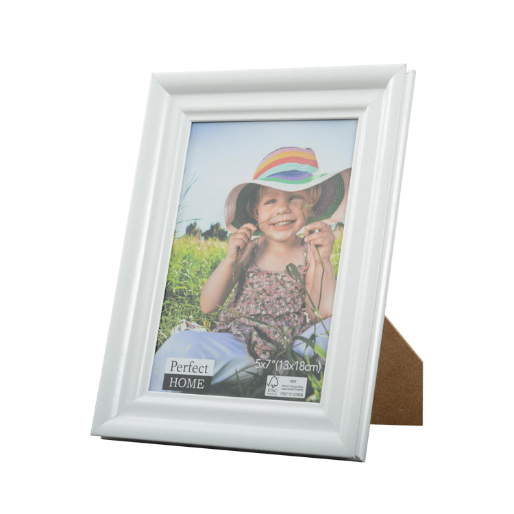 5 x 7 White Picture Frame - Retreat