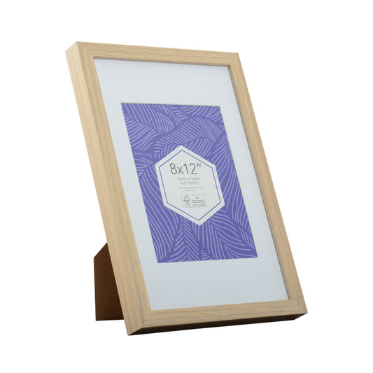 Promenade 8 x 12 inch oak picture frame with 6 x 8 opening