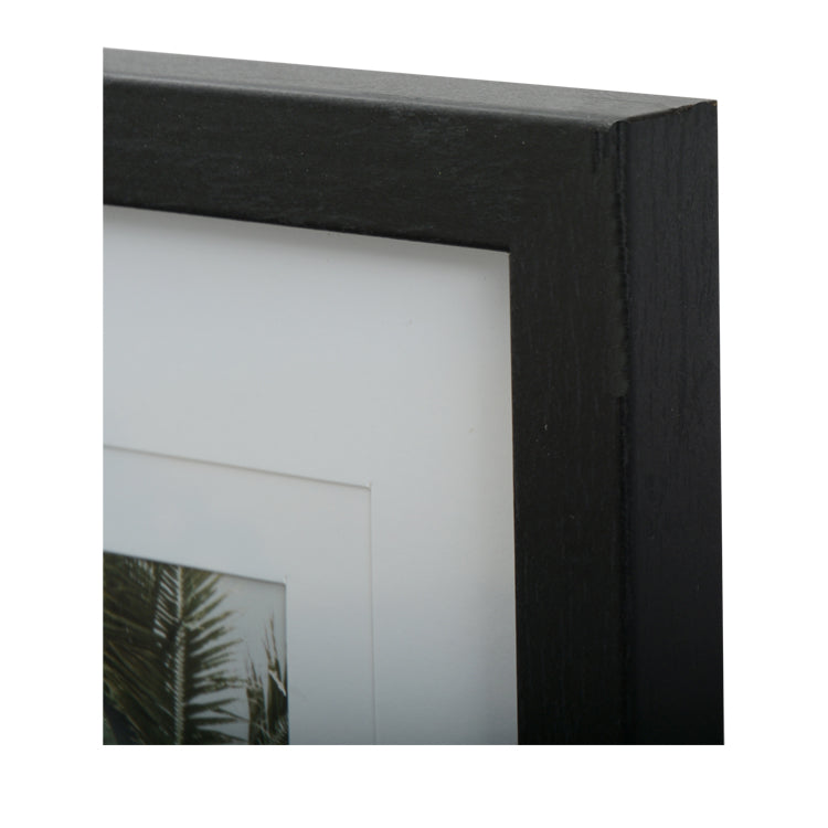 Escape 8x10 inch Black Frame with 4x6 or 5x7 inch Opening