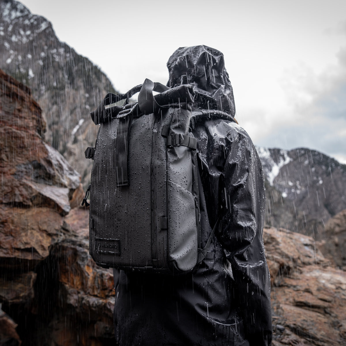Wandrd Prvke V4 31 L Photo Bundle Camera Backpack Black