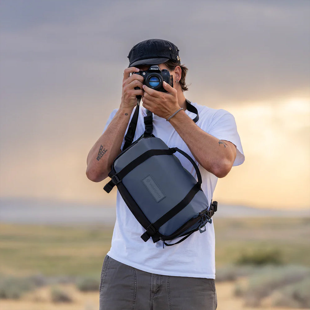 Wandrd Rogue V2 9 L Camera Sling Bag Aegean Blue