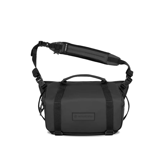 Wandrd Rogue V2 9 L Camera Sling Bag Black