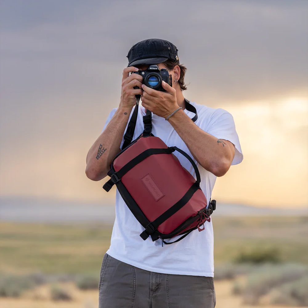 Wandrd Rogue V2 9 L Camera Sling Bag Rhone Burgundy
