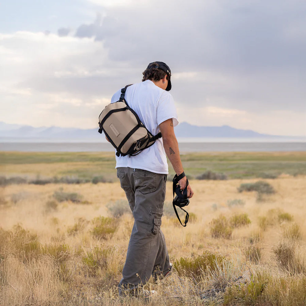 Wandrd Rogue V2 9 L Camera Sling Bag Yuma Tan