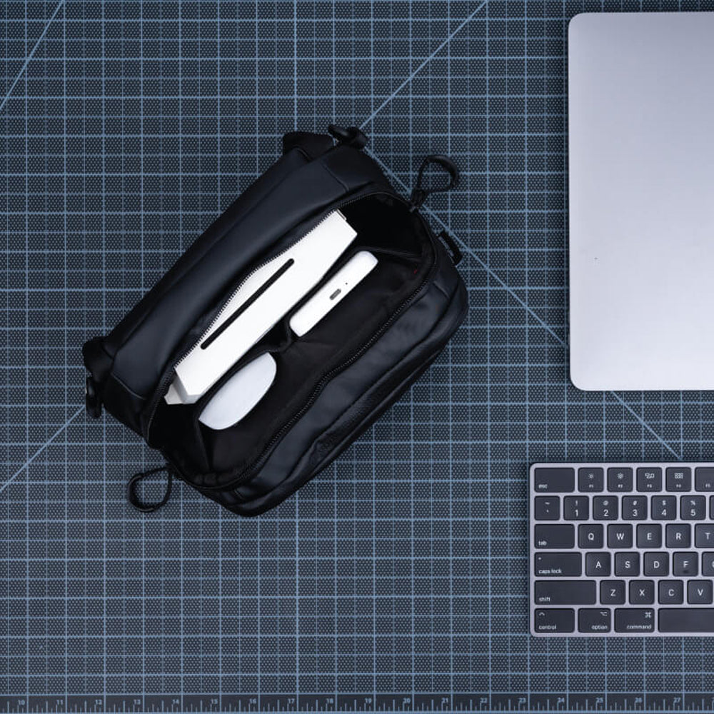 Wandrd Tech Bag Large Black 2.0