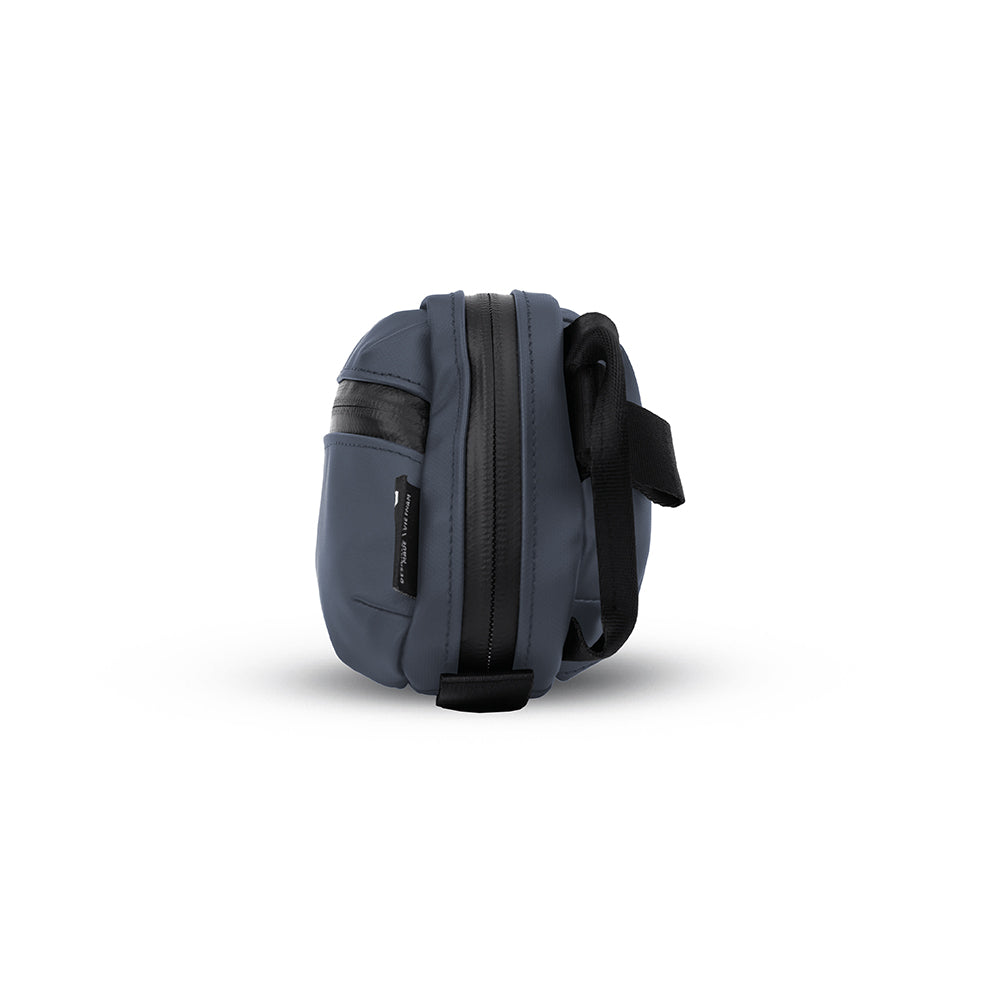 Wandrd Tech Bag Medium Aegean Blue