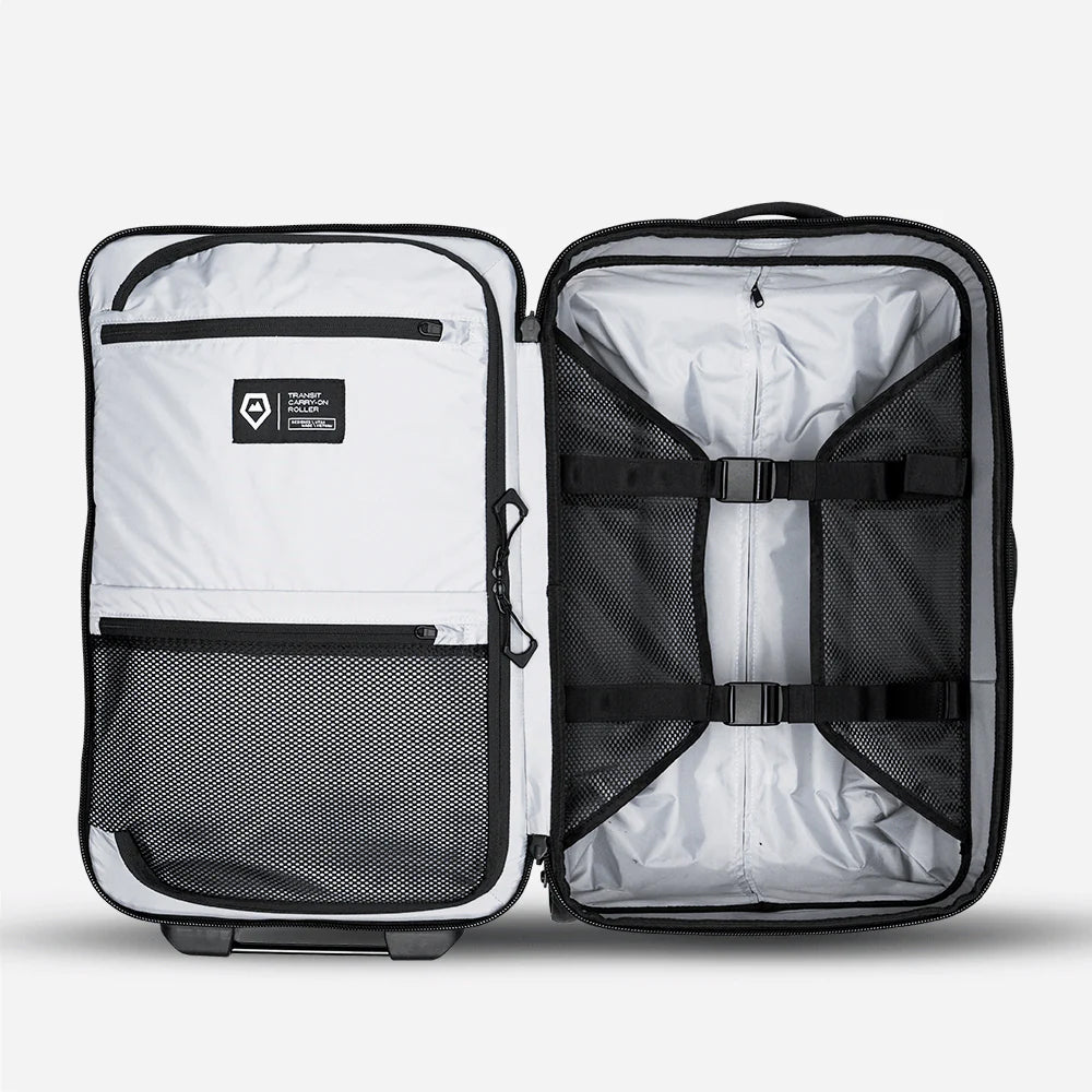 Wandrd Transit Travel Carry On Roller Bag Black