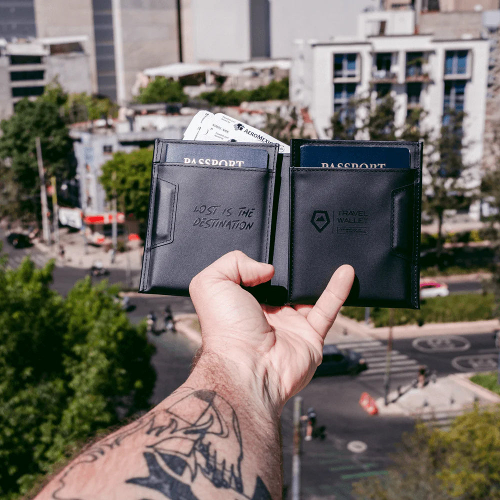 Wandrd Transit Travel Wallet Black